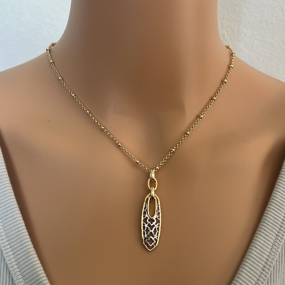 Kendra Scott Jewelry - Kendra Scott Janie Small Long Pendant Necklace - Gold/Silver nwt